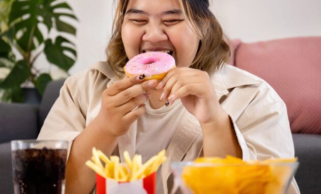 penyebab obesitas pada remaja